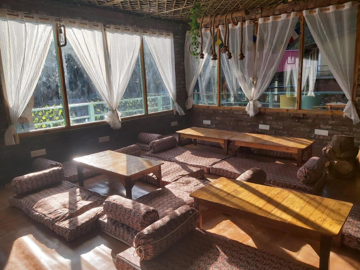 Готель The Bunker House Chopta Екстер'єр фото