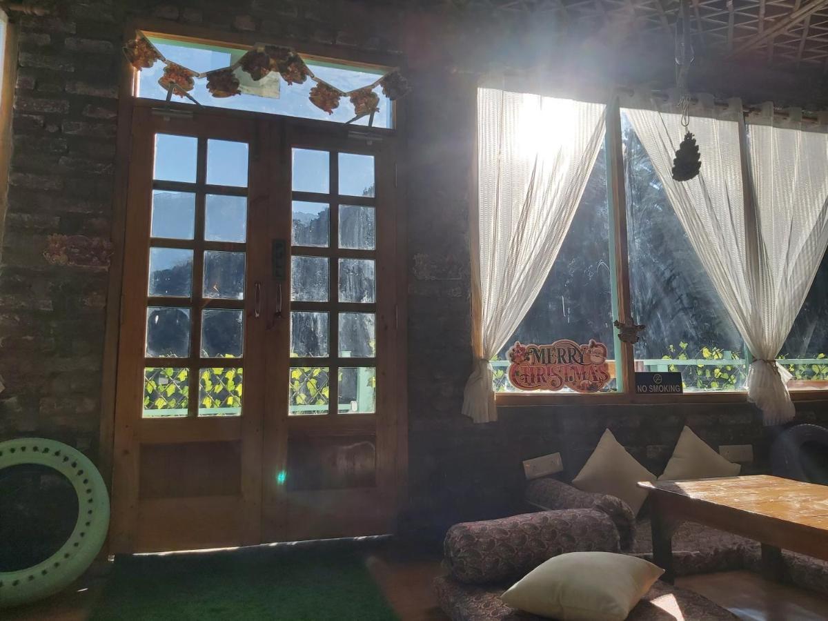 Готель The Bunker House Chopta Екстер'єр фото